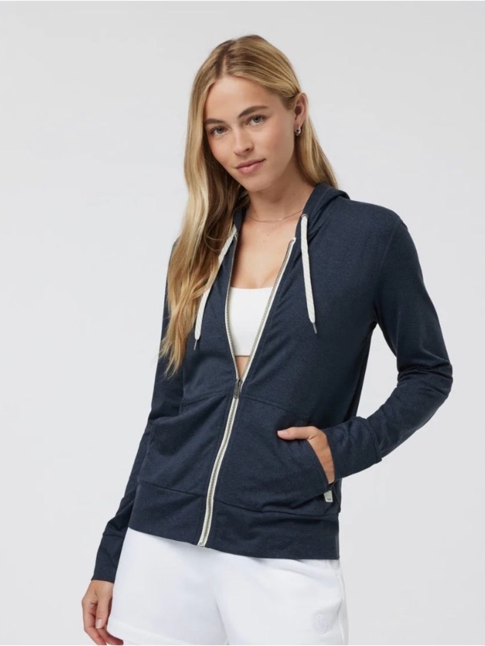 Vuori Women’s Halo Performance Hooded Jacket & Joggers Midnight Heather XS - Picture 2 of 9
